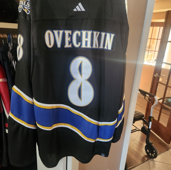 NHL Ovechkin jersey - Picture 2 of 2